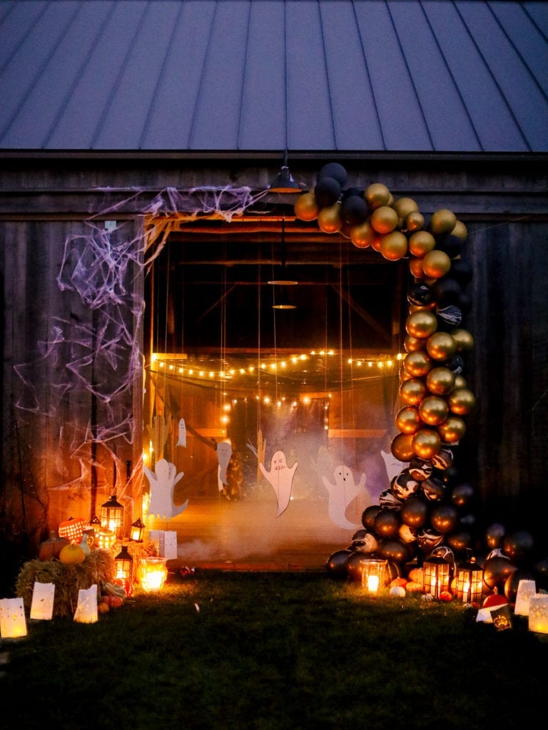 Haunted Halloween Barn Lucy Cuneo
